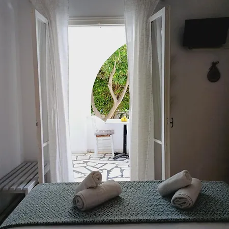 Hotel εvi Evan Galissas