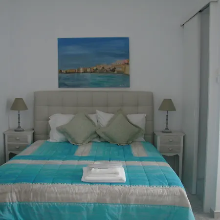 εvi Evan 2* Galissas