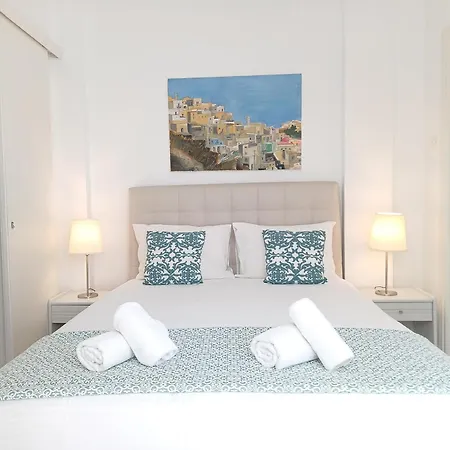 Hotell εvi Evan 2*